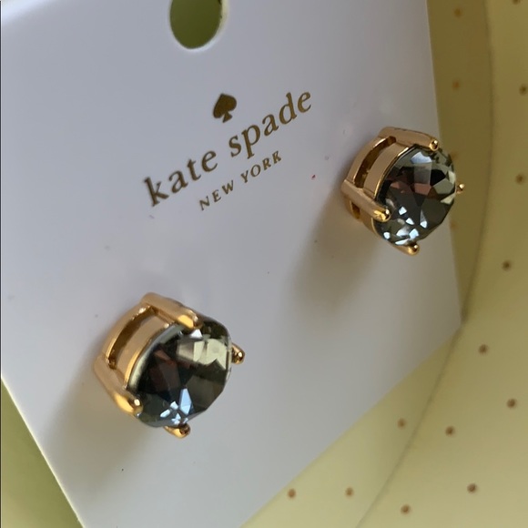 Kate Spade ♠️Black Studs - Picture 6 of 8